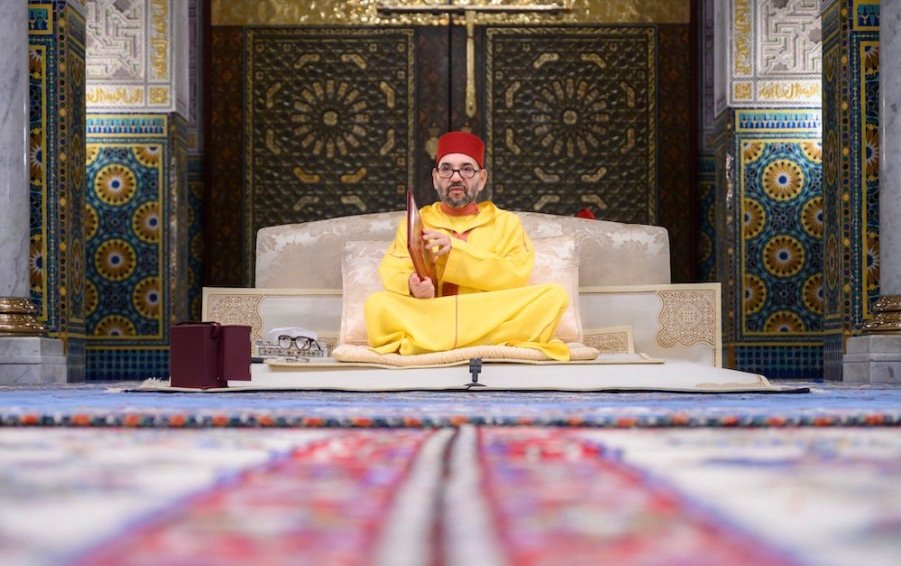 أمير المؤمنين يترأس حفلا دينيا في ذكرى المغفور له الحسن الثاني