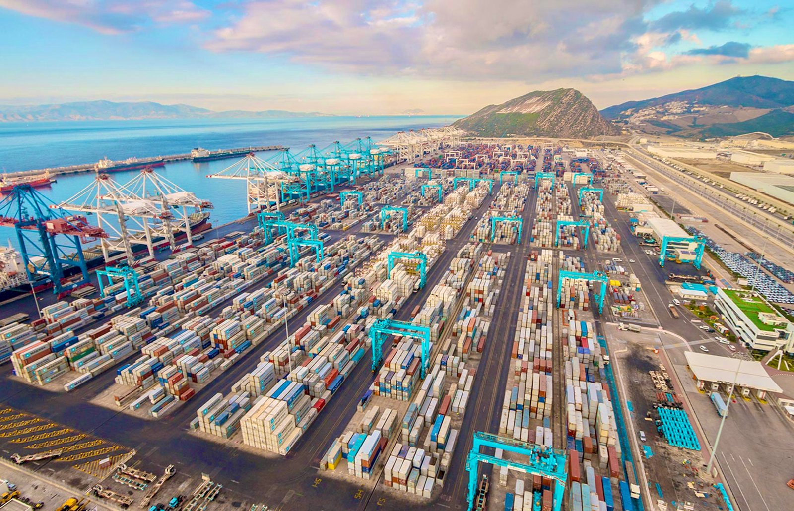 صندوق النقد يتوقع نمو الاقتصاد المغربي بنسبة 3.6%