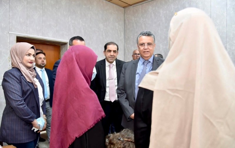 المغرب يعيد طفلة كانت تقيم مع أمها في أحد السجون العراقية