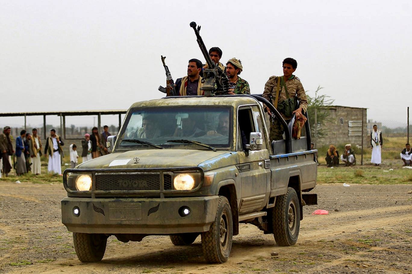 الحوثيون يتوعّدون بمواصلة إطلاق صواريخ نحو إسرائيل