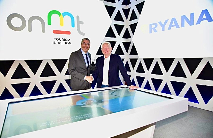 “ريان إير” تفتتح 15 خطا جويا جديدا بالمغرب