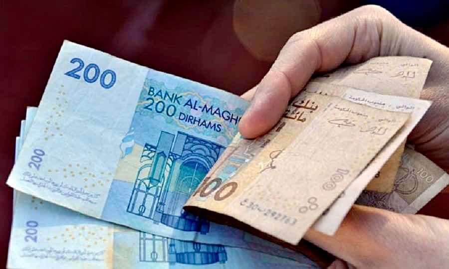 الدرهم يرتفع أمام الأورو وينخفض مقابل الدولار