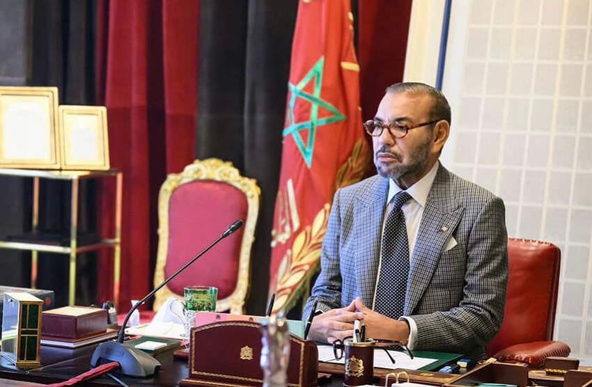 الملك يعزي أسرة الصحافي الراحل “إلكباش”