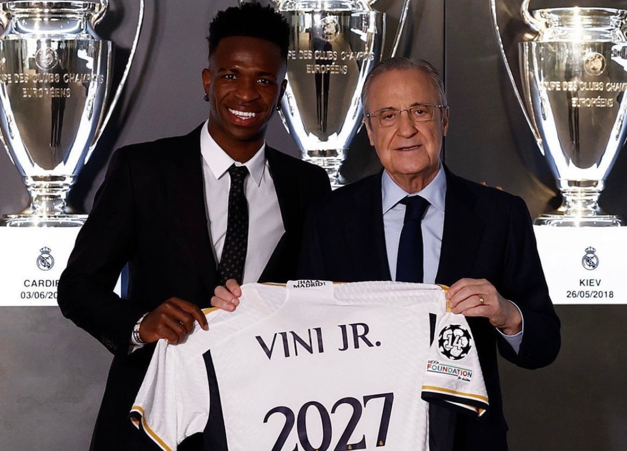 البرازيلي فينيسيوس يمدد عقده مع الريال