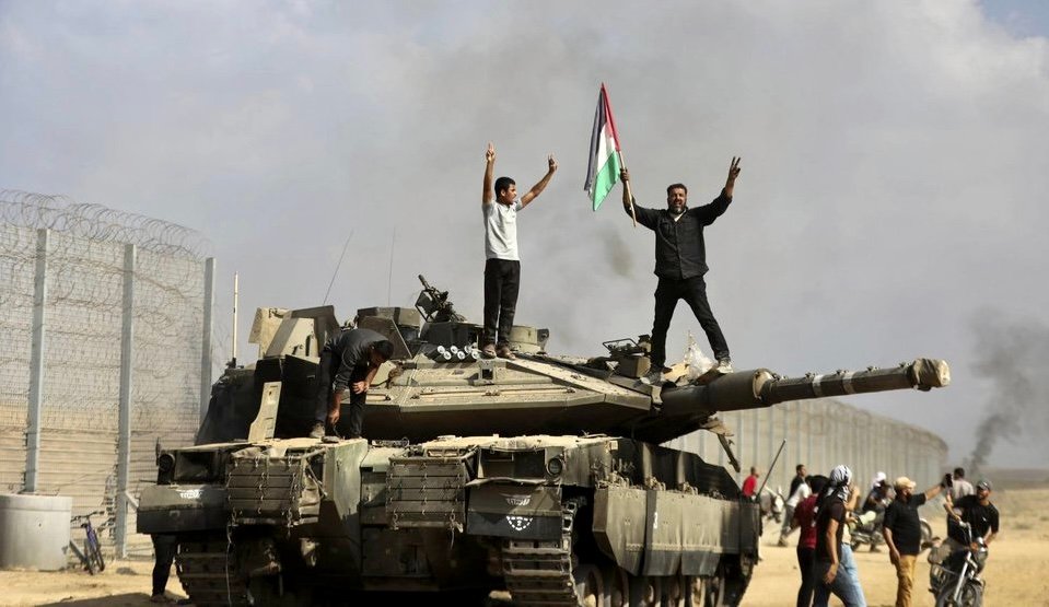 وزارة الصحة بغزة: 950 شهيدا و5 آلاف مصاب