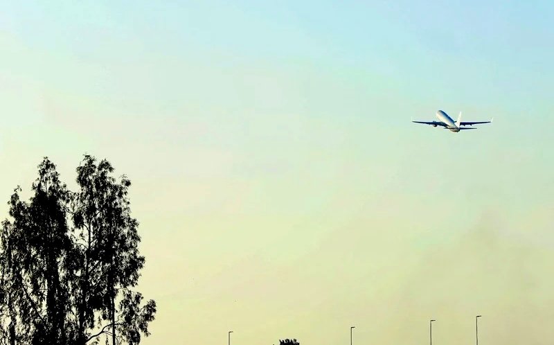 قوة الرياح تسبب هبوطا خاطئا لطائرة بمطار ابن بطوطة ‬