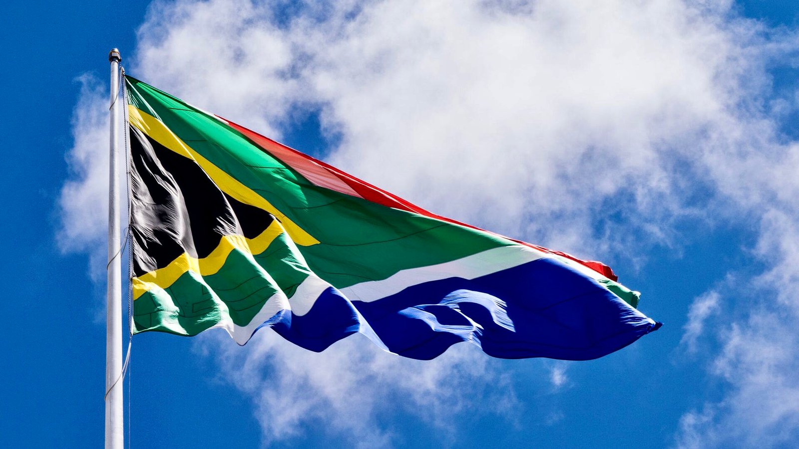 جنوب إفريقيا تستدعي جميع دبلوماسييها في إسرائيل