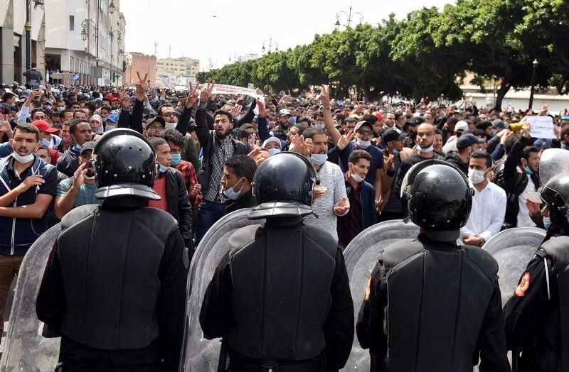 وزارة بنموسى تقرر الاقتطاع من أجور الأساتذة المضربين ابتداء من نونبر