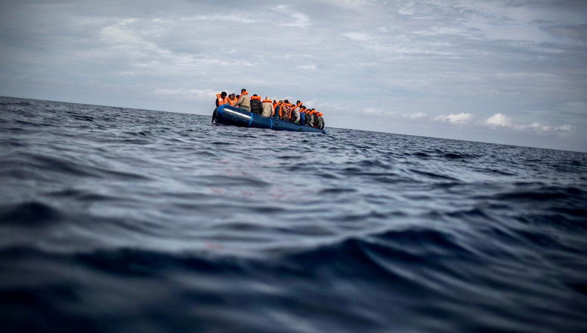 لامارين تضرب بقوة سواحل الداخلة..وْقفُوا قارب هَازْ 47 حراگْ