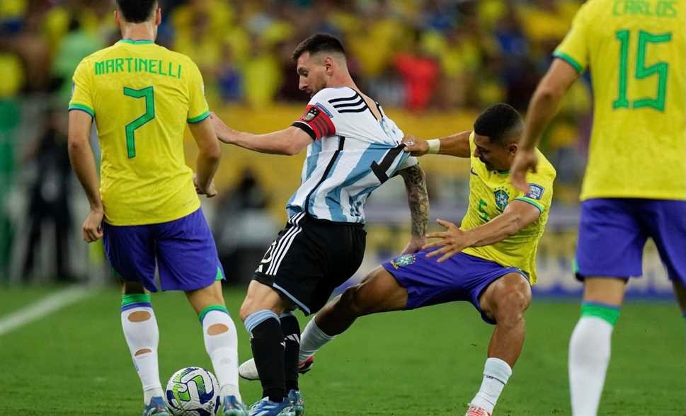 هزيمة تاريخية للبرازيل أمام الأرجنتين