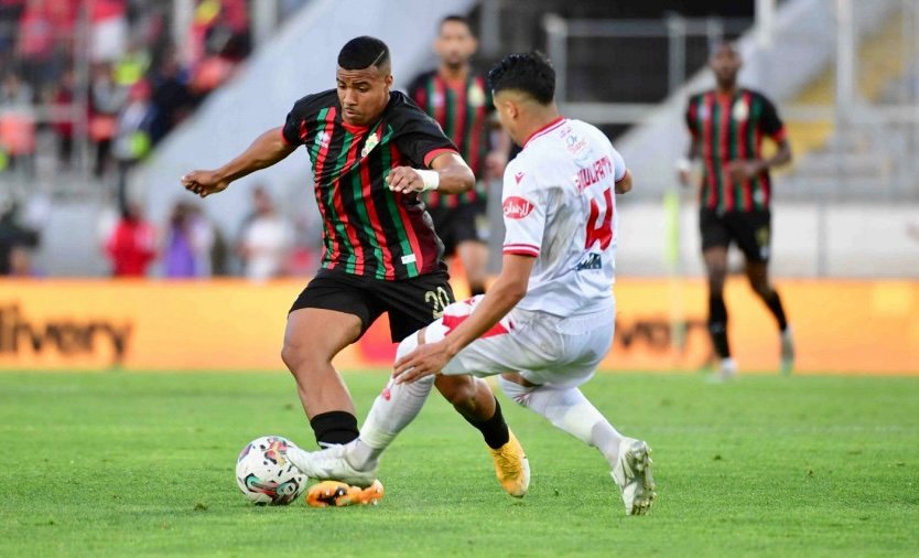 الجيش الملكي يقسو على الوداد الرياضي بثلاثية