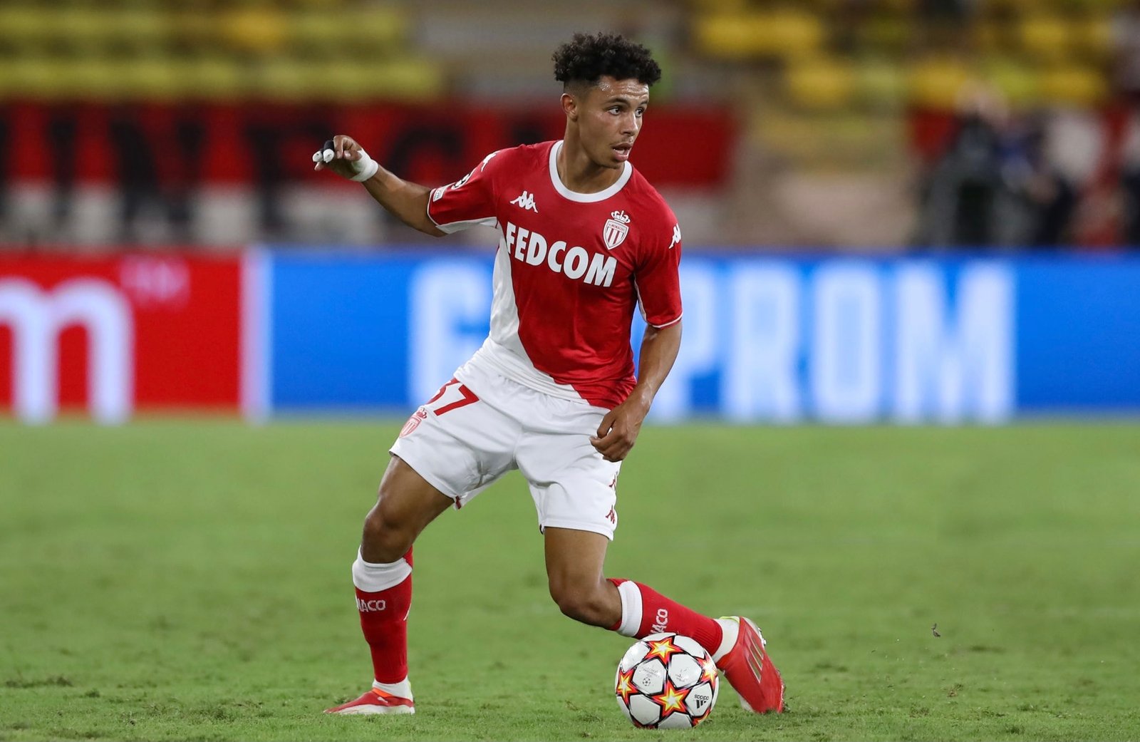 الركراكي : سفيان ديوب لاعب “موهوب” يلعب كجناح أيسر و أيمن و وسط ميدان