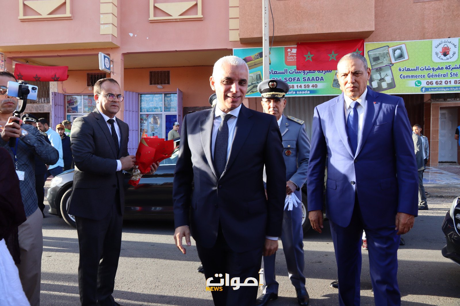 بمناسبة ذكرى المسيرة الخضراء .. وزير الصحة يعطي انطلاقة خدمات 9 منشآت صحية بجهة العيون الساقة الحمراء