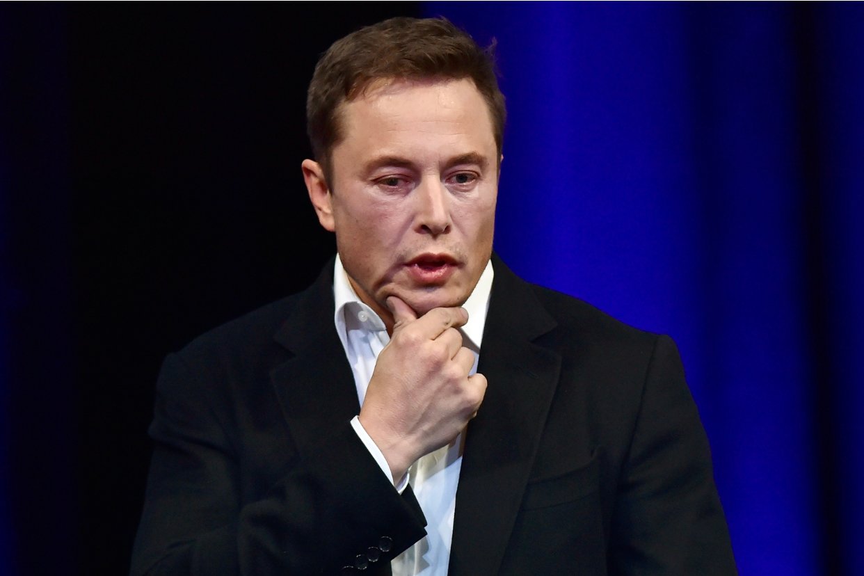 البيت الأبيض يتهم إيلون ماسك بمعاداة السامية