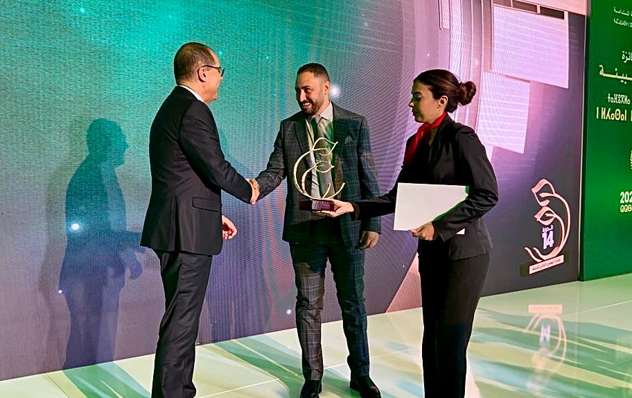 تتويج الصحفي عبد الصمد ادنيدن بجائزة الحسن الثاني للبيئة في دورتها الـ14