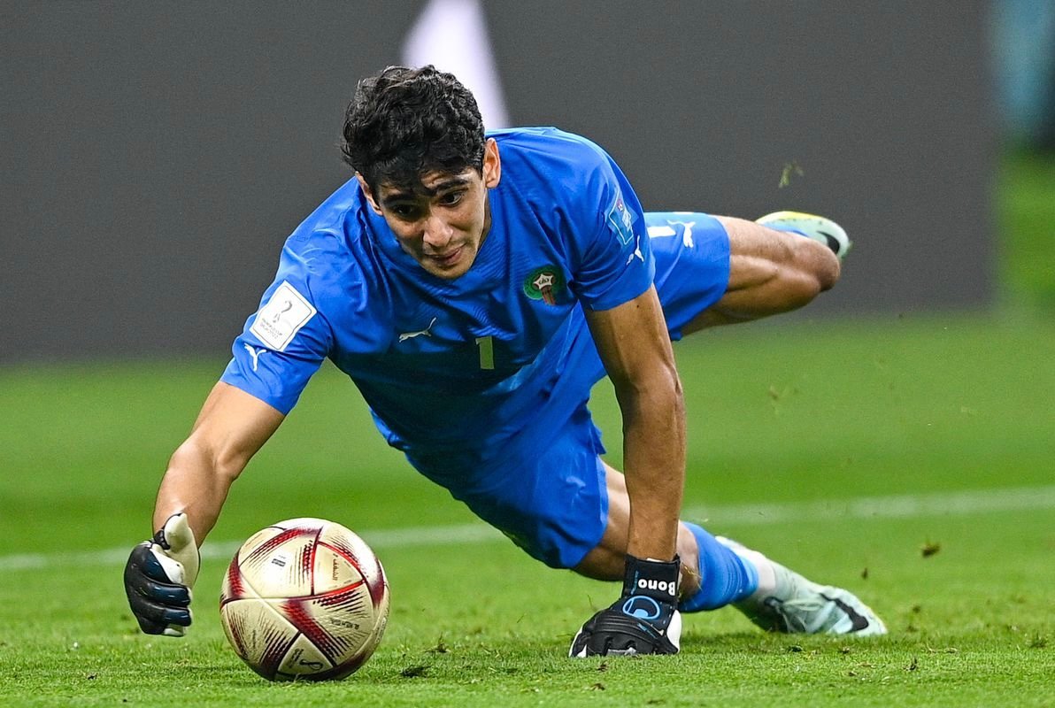 بونو أفضل حارس مرمى في إفريقيا