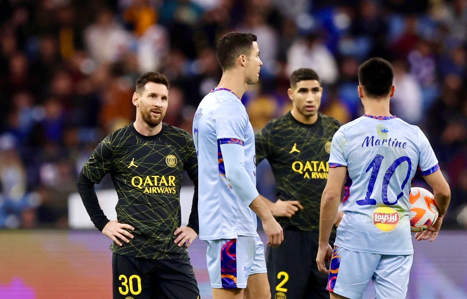 “الرقصة الأخيرة” بين ميسي ورونالدو في الرياض