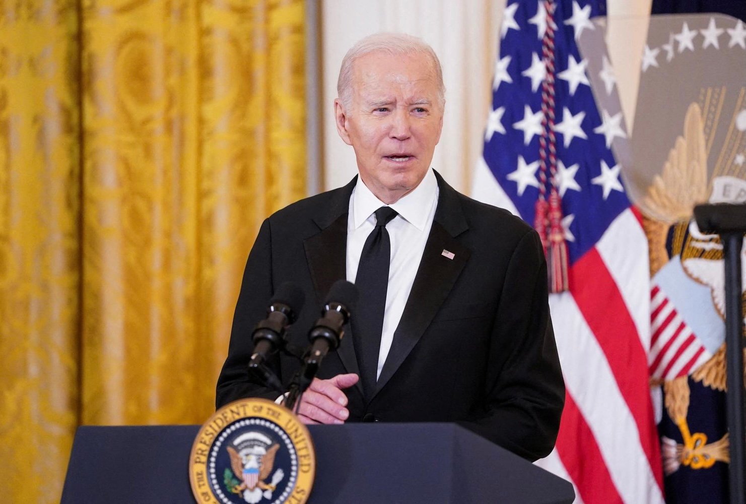 مجلس النواب الأمريكي يفتح تحقيقا رسميا لعزل بايدن