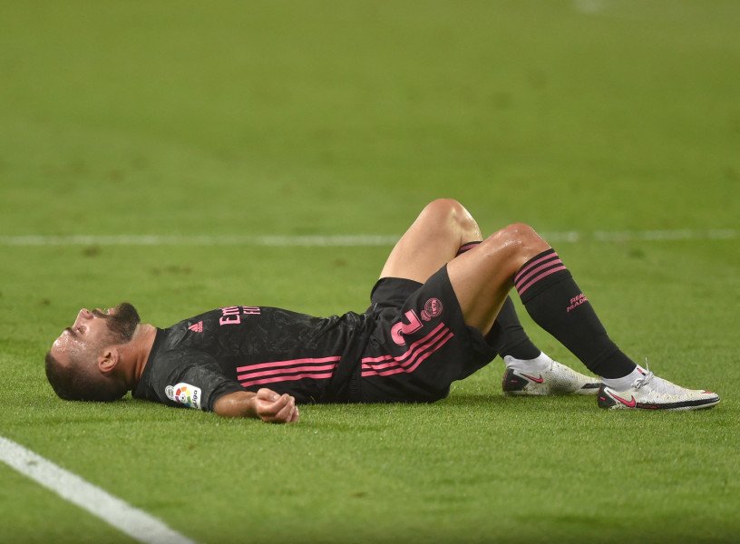 ريال مدريد يعلن إصابة مدافعه كارفاخال