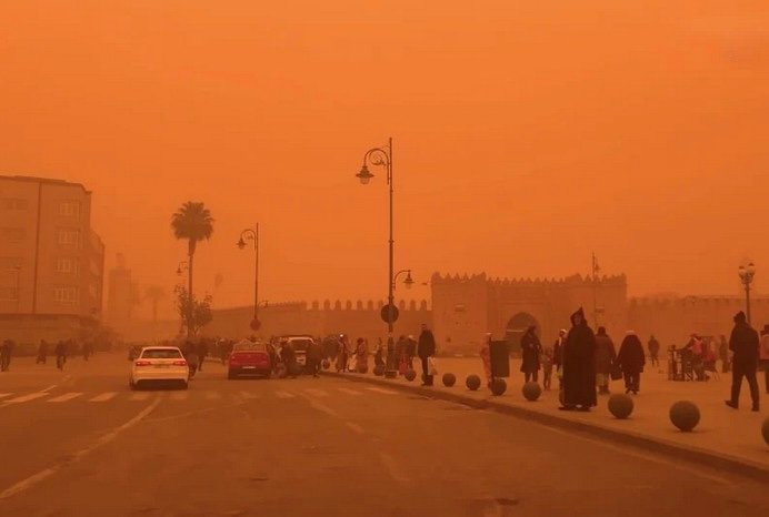 رياح قوية مرتقبة الأربعاء مع تطاير الغبار