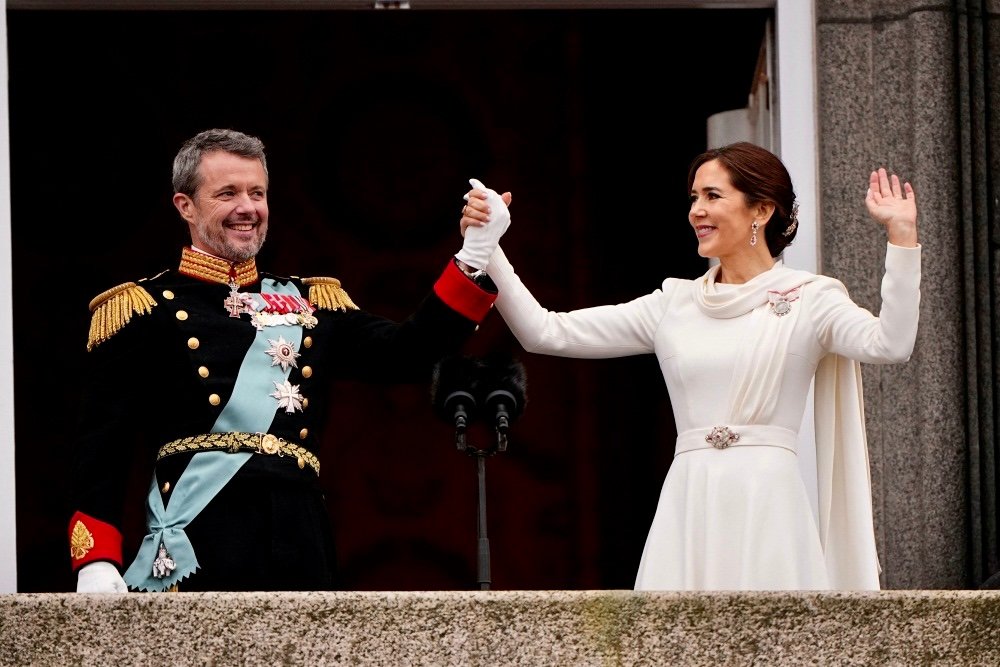 الأمير فريدريك يعتلي عرش الدنمارك بعد تنحي والدته