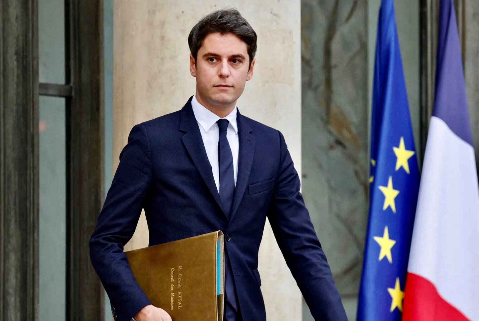 فرنسا تعلن عن تشكيلة الحكومة الجديدة