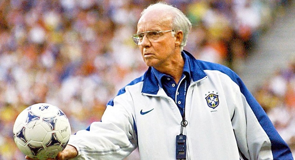 رحيل أسطورة البرازيل ماريو زاغالو عن 92 عاما