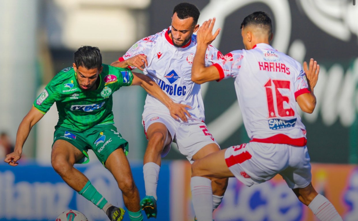 الرجاء الرياضي  يحسم الديربي لصالحه بهديفين نظيفين