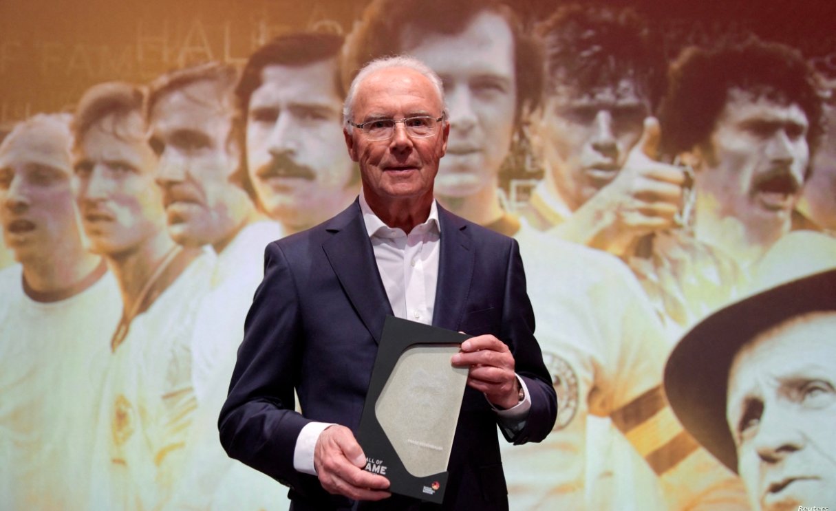 وفاة الأسطورة الألماني فرانتس بكنباور عن 78 عاماً