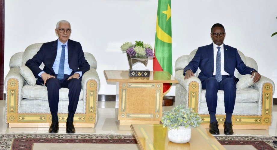 الطالبي العلمي يجري مباحثات في نواكشوط مع الوزير الأول الموريتاني