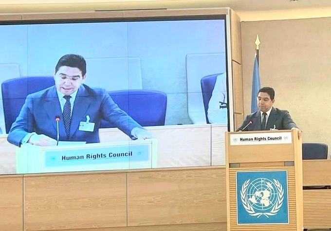 بنموسى يؤكد ضرورة تحيين المنهاج المرجعية للبرامج والتكوينات