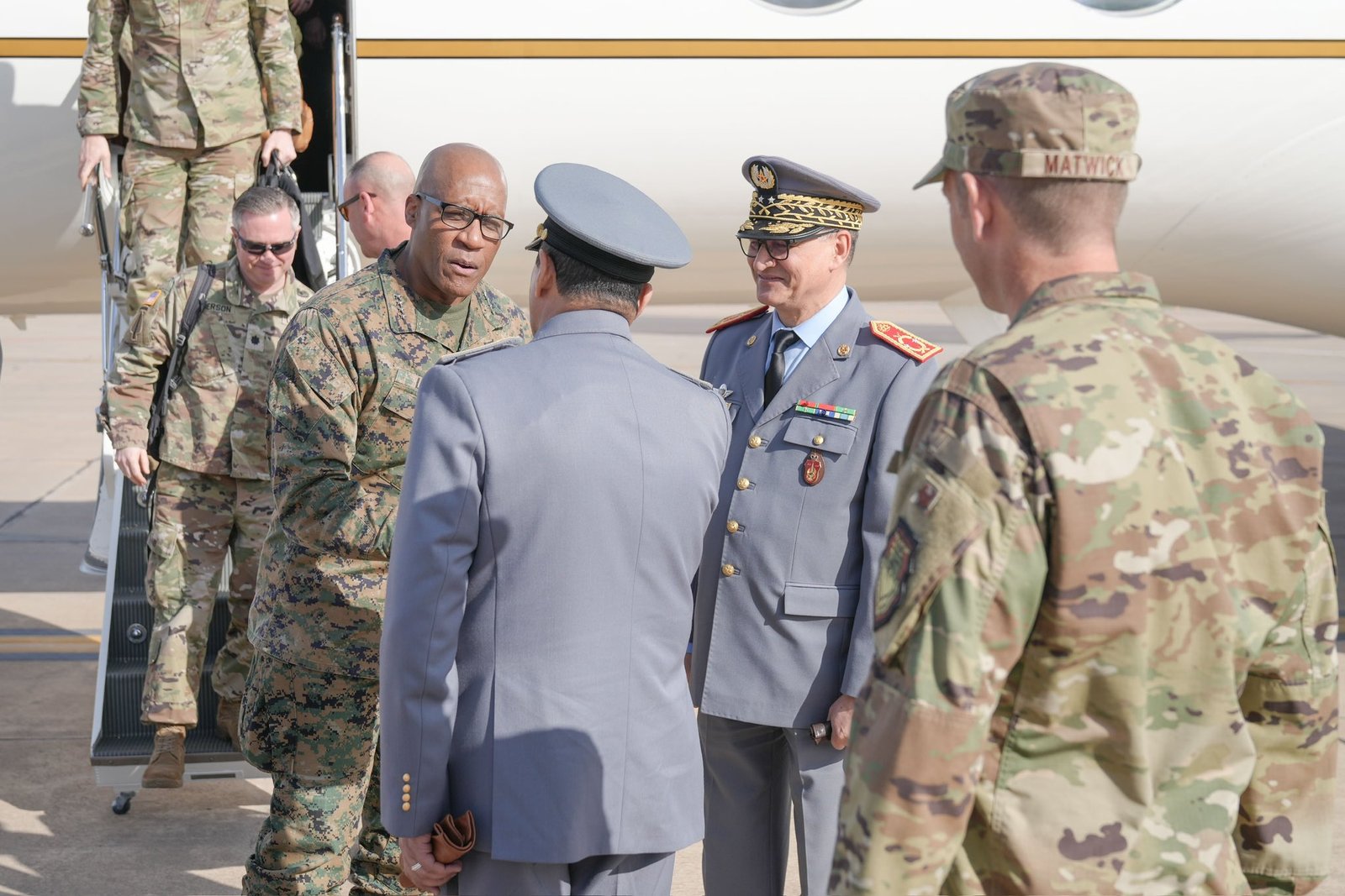 لوديي يستقبل بالرباط الجنرال مايكل لانغلي قائد القيادة الأمريكية في إفريقيا