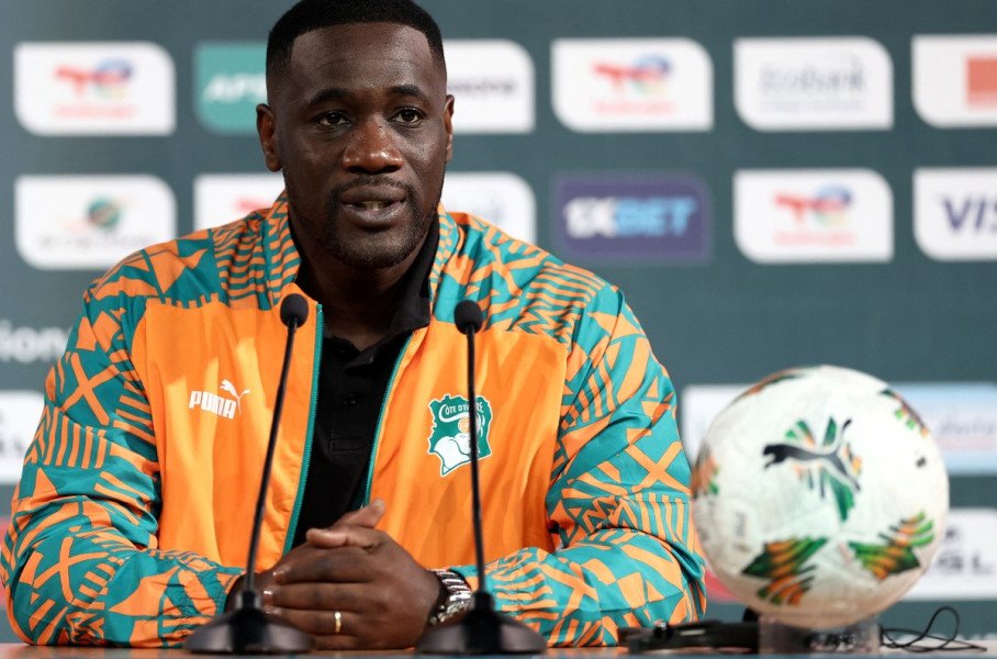 مدرب كوت ديفوار : المغرب منحنا قبلة الحياة