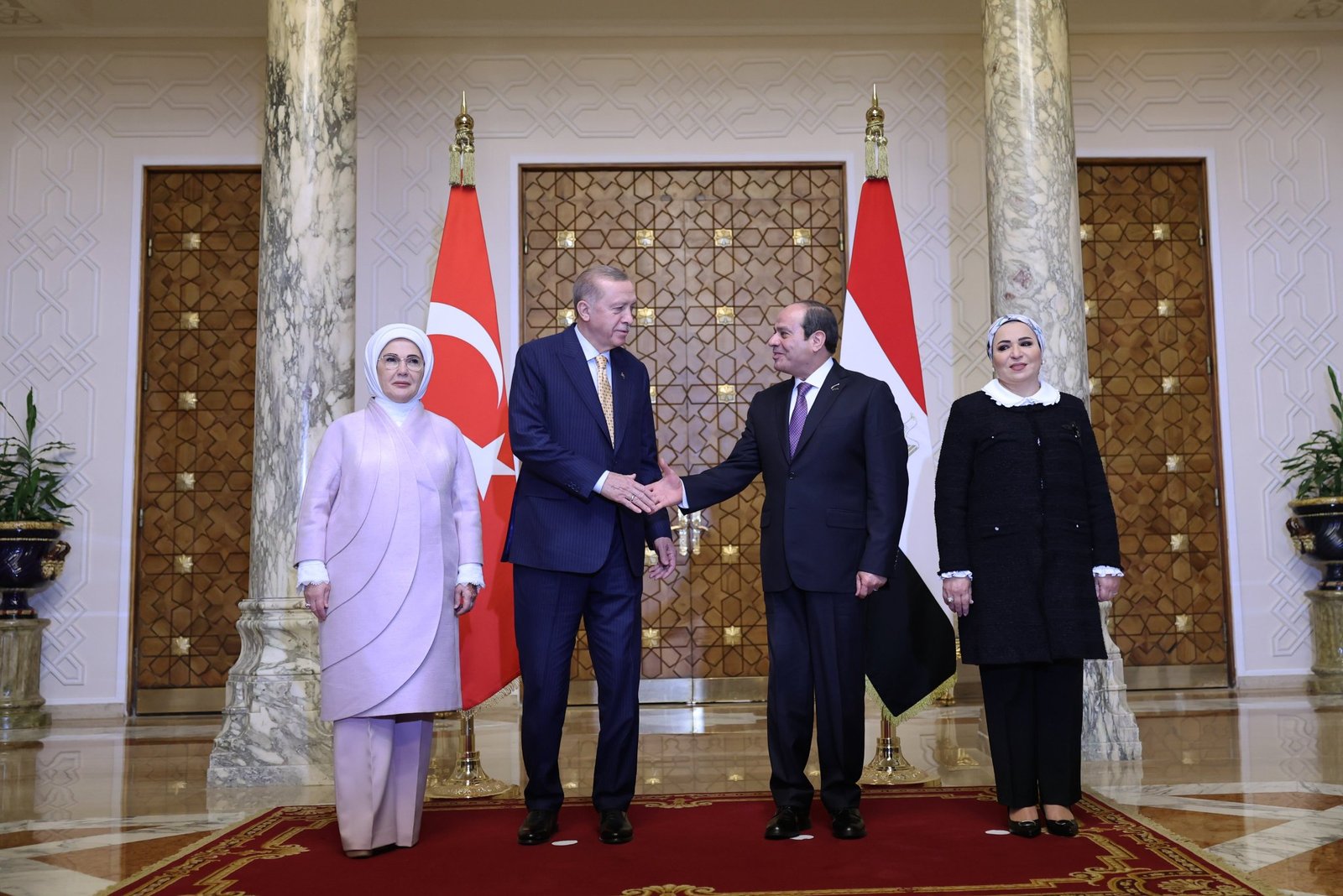 أردوغان يصل القاهرة‬⁩ في أول زيارة رسمية منذ 11 عاما