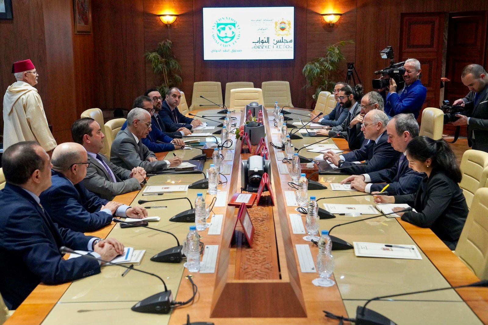 الطالبي العلمي يجري مباحثات مع وفد عن صندوق النقد الدولي