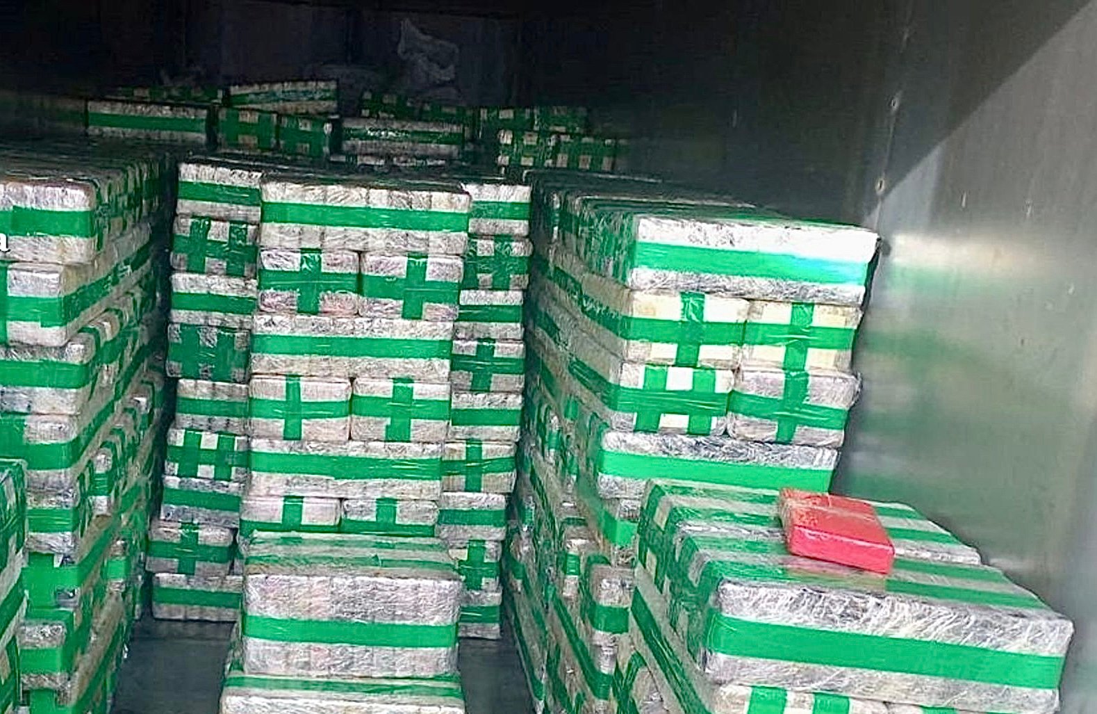 اسبانيا.. إحباط عملية “ضخمة” لتهريب الكوكايين بميناء ألخثيراس