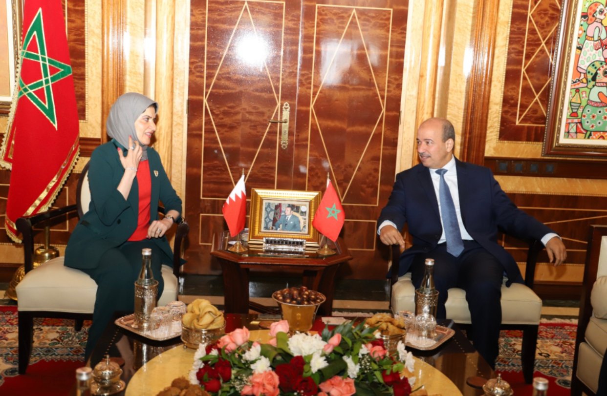 العباسي تشيد بعمق الروابط الأخوية بين المغرب والبحرين