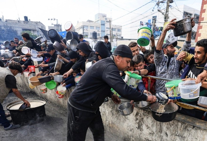 تنديد دولي بعد مقتل أكثر من 110 فلسطينيين خلال توزيع مساعدات بغزة