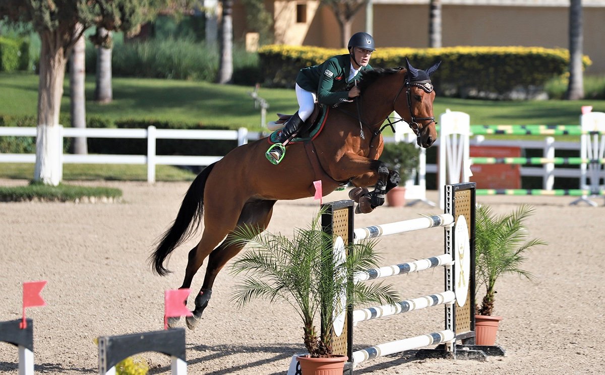 الفارس بدر الخياطي يفوز بالجائزة الكبرى للمباراة الوطنية للقفز على الحواجز