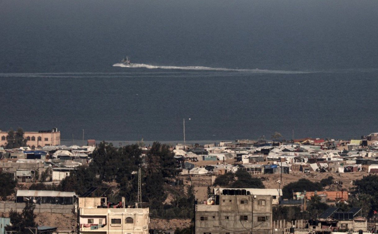 بايدن يعتزم إنشاء ميناء بغزة لاستقبال المساعدات