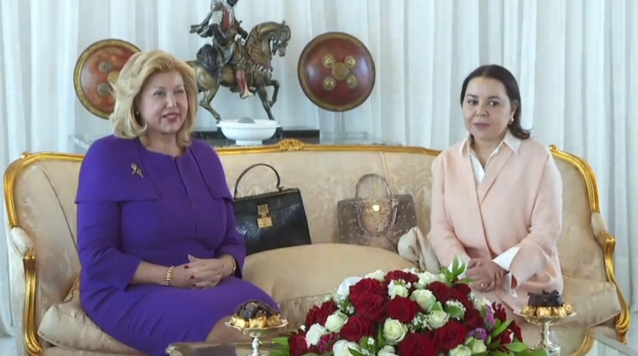 السيدة الأولى للكوت ديفوار تحل بالمغرب