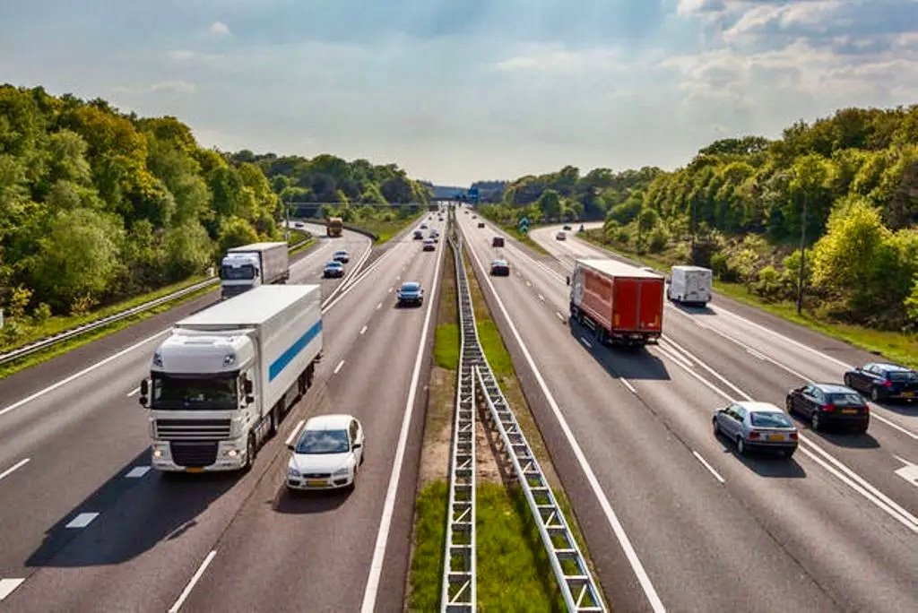 ردوا البال .. وزارة التجهيز تدعو لتوخي الحيطة والحذر