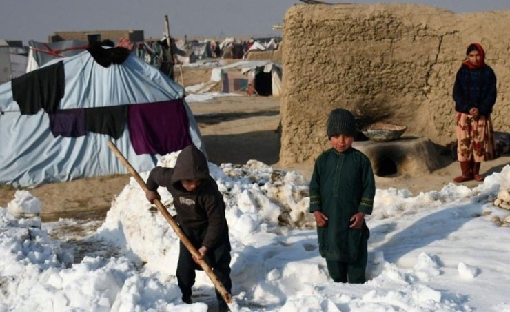 موجة البرد الشديدة تتسبب في مقتـ ل 15 شخصا بأفغانستان