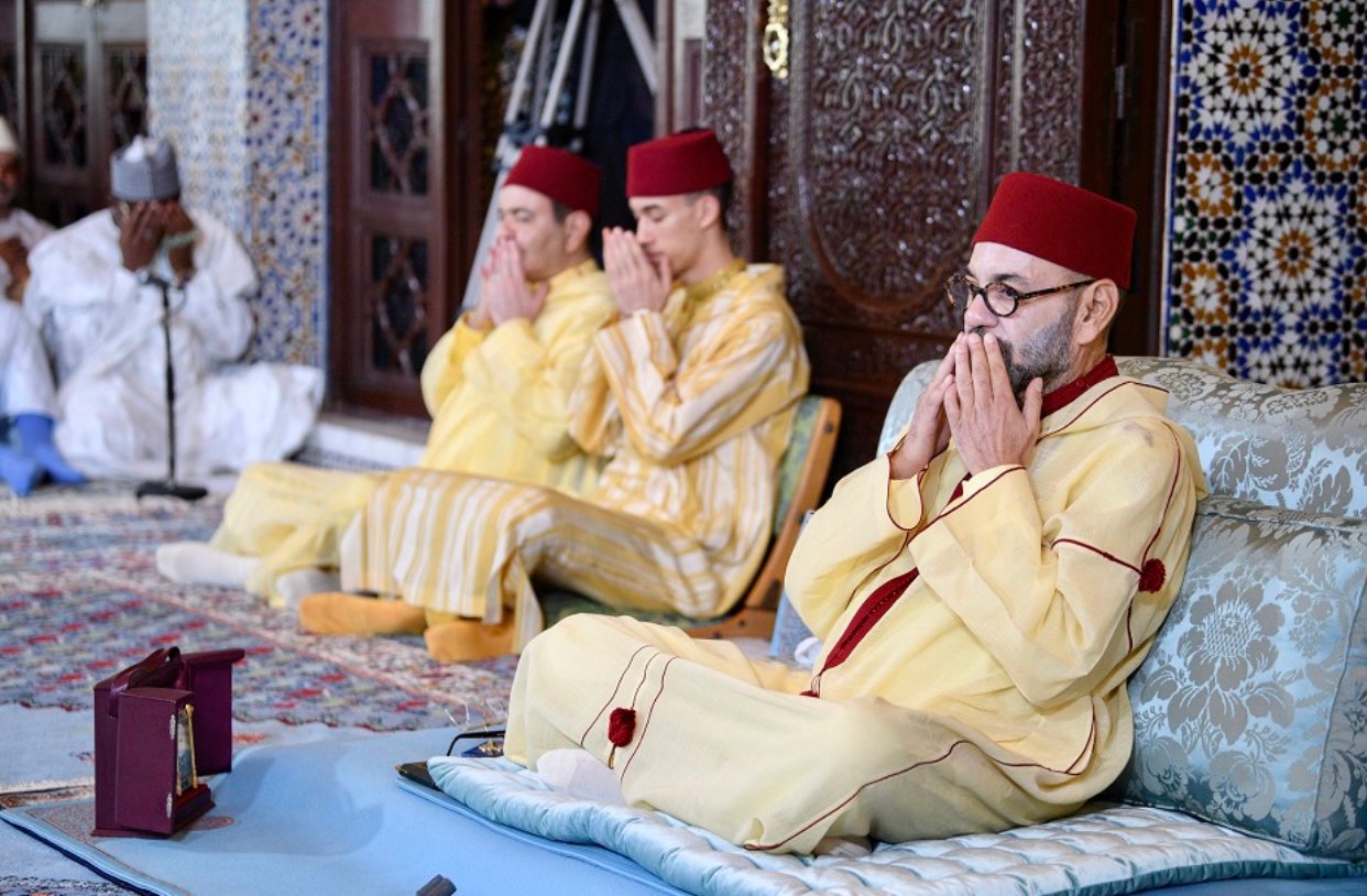 أمير المؤمنين يترأس الدرس الأول من سلسلة الدروس الحسنية الرمضانية