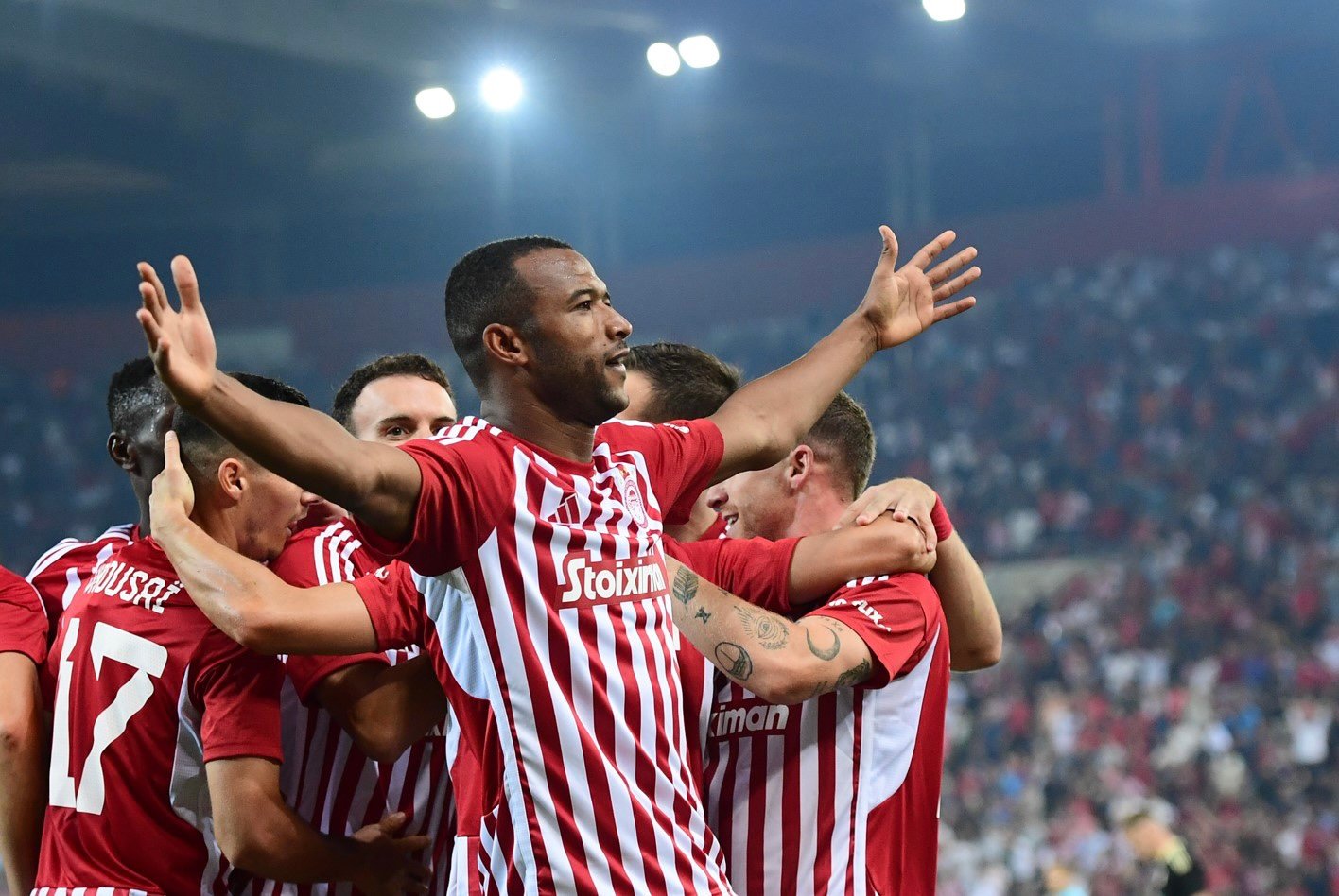 الكعبي يواصل صدارته لهدافي الدوري اليوناني