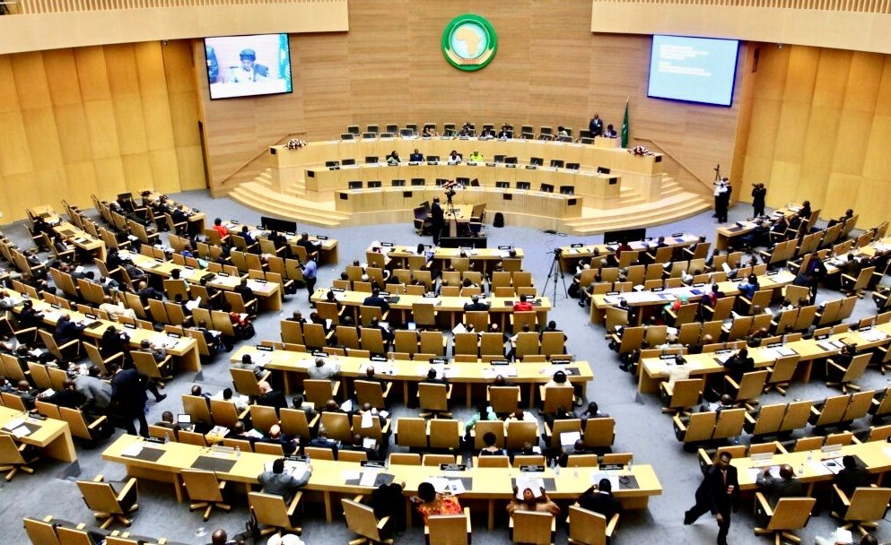 المغرب يشدد على ضرورة تعزيز الحوار بين الأديان والثقافات