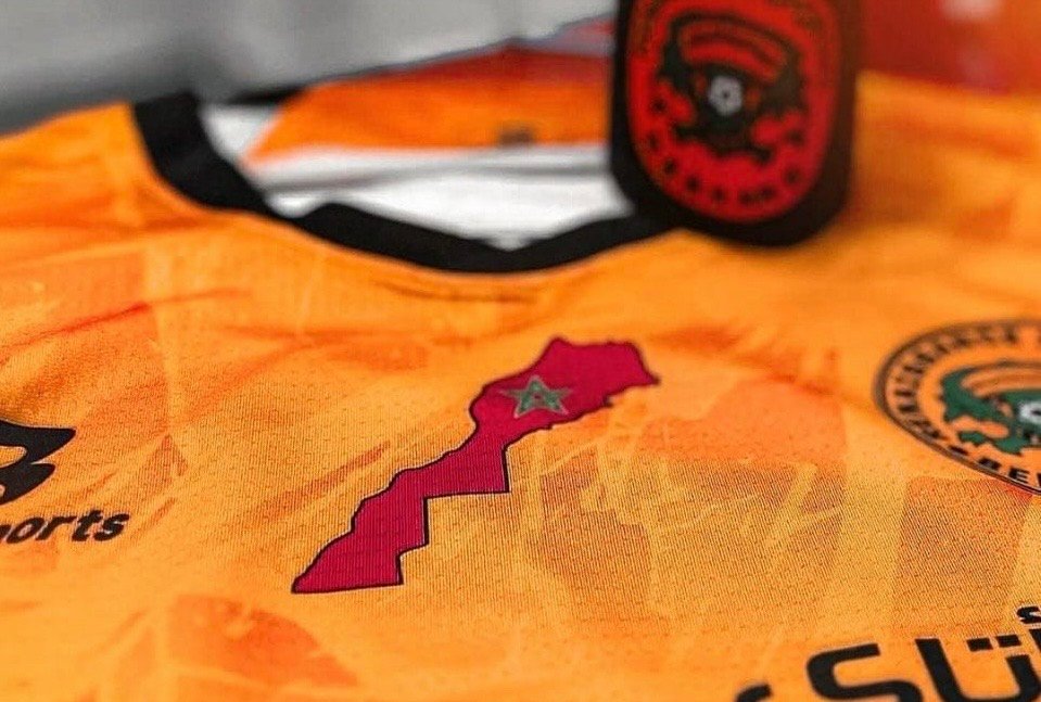 مسؤولو الكاف زكوا قميص بركان وأوجعوا إتحاد العاصمة