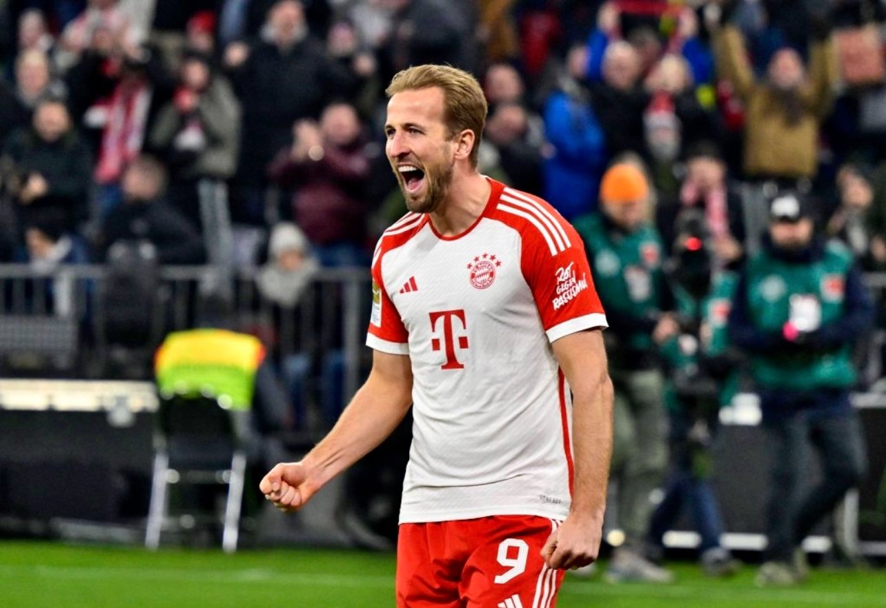 هاري كين يفوز بجائزة أفضل هداف في العالم