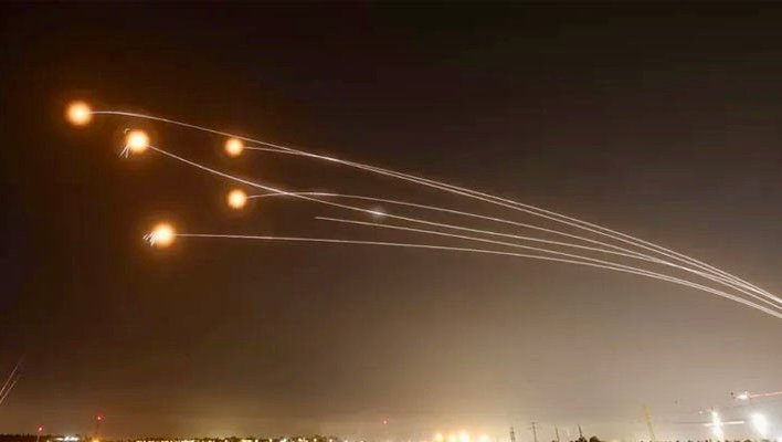 الإمارات تدعو إلى ضبط النفس وتجنب التصعيد