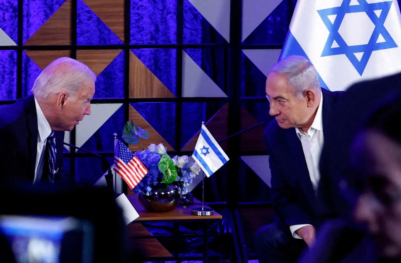 البيت الأبيض: الهجوم الإيراني كان “فشلًا ذريعًا ومُحرجًا”